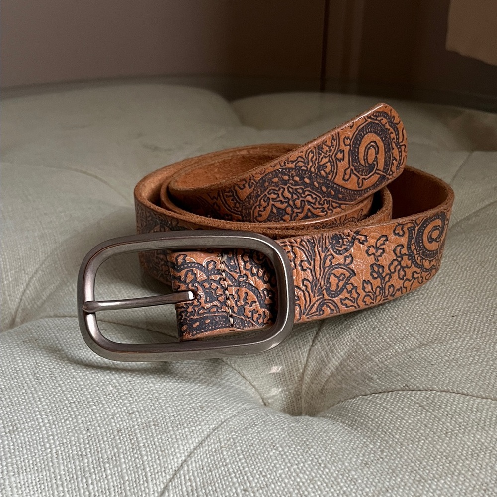 Vintage Woman’s Paisley Embossed Italian Leather Belt Antique-Finish Buckle